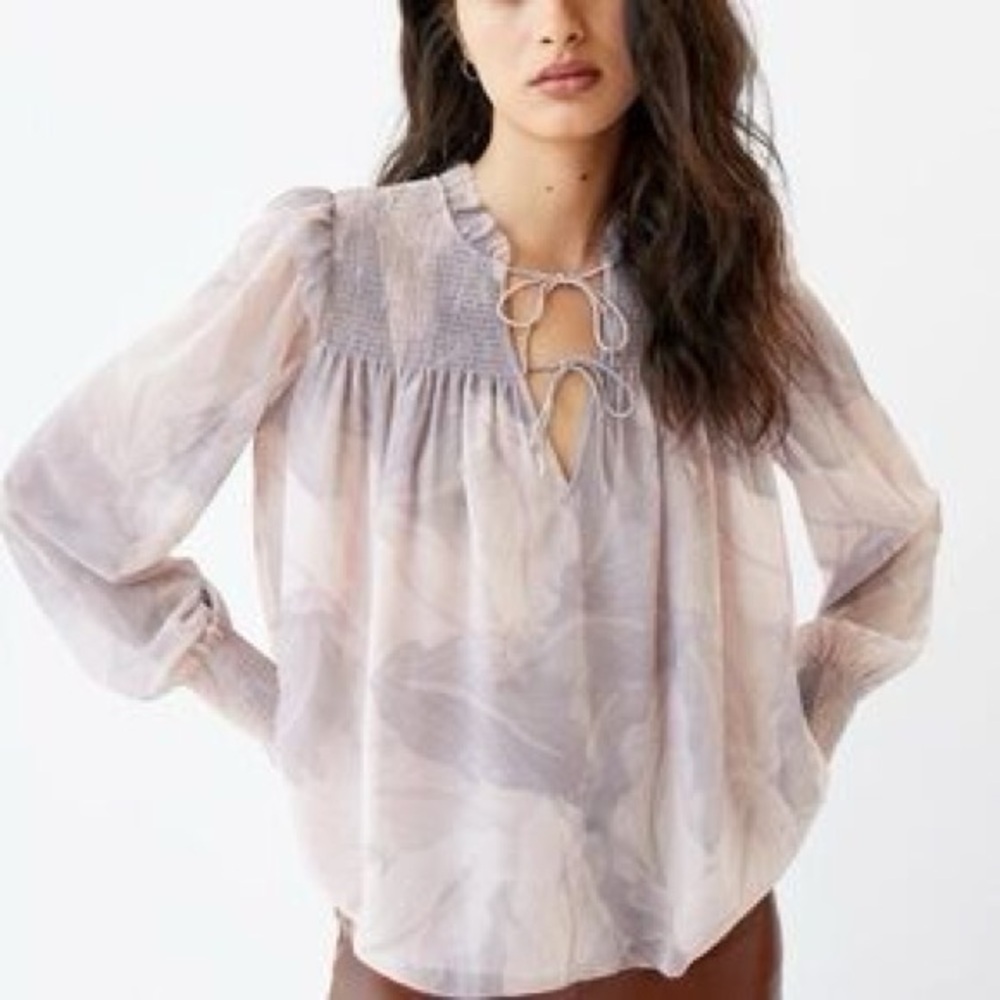 Aritzia Wilfred Castello Chiffon long sleeve blouse size XS lilac lavender